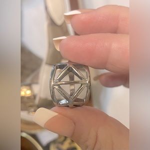 Ring size 7 silver geometric shape
